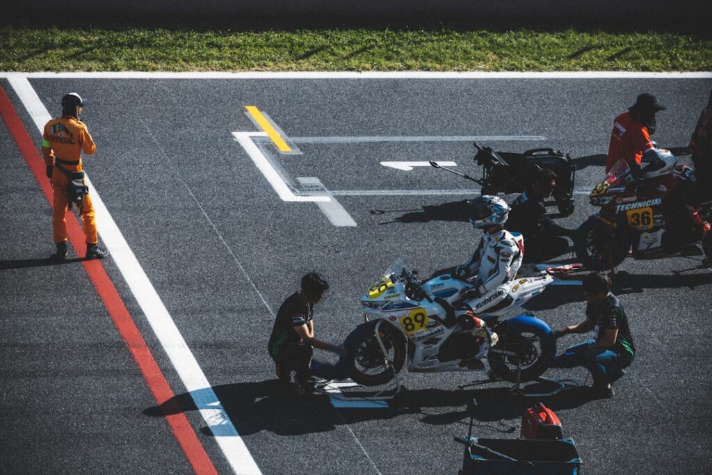 Cara Efektif Strategi Start Cepat Di Karting Anti Gagal